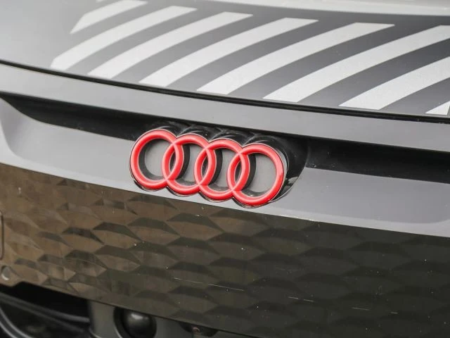 2023 Audi e-tron GT - Image 15 of 21