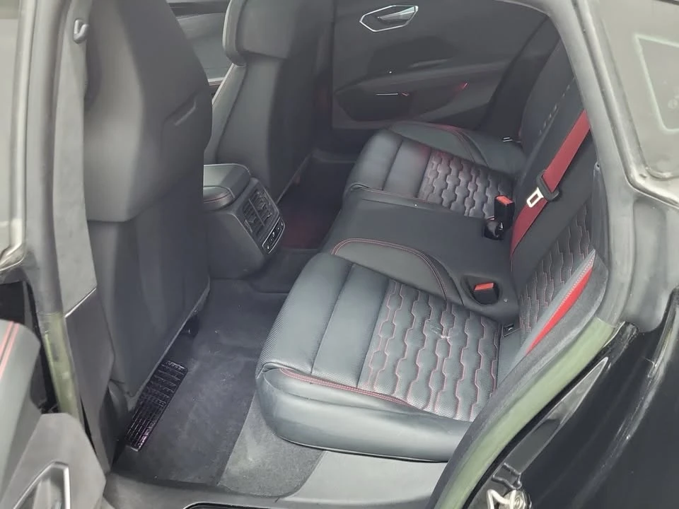 2023 Audi RS e-tron GT - Image 4 of 6