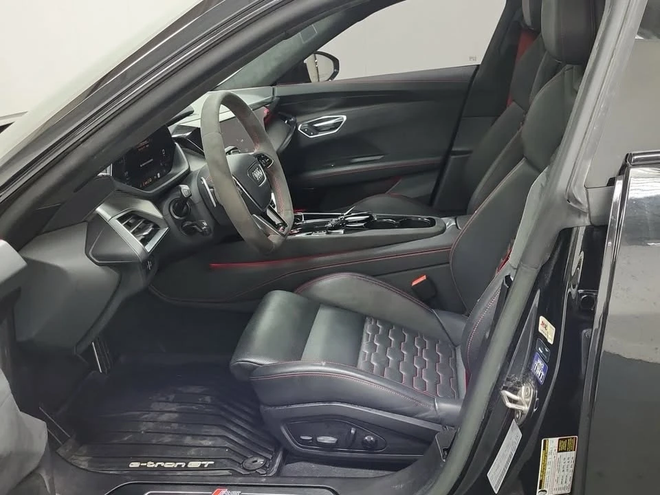2023 Audi RS e-tron GT - Image 3 of 6