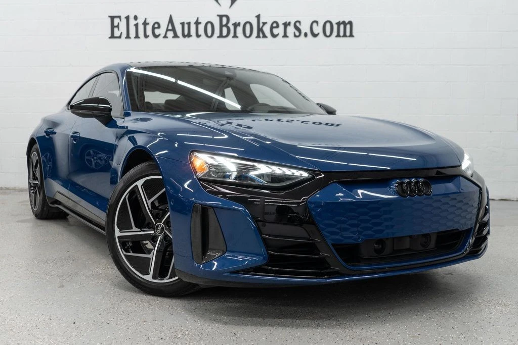 2023 Audi e-tron GT - Image 6 of 12