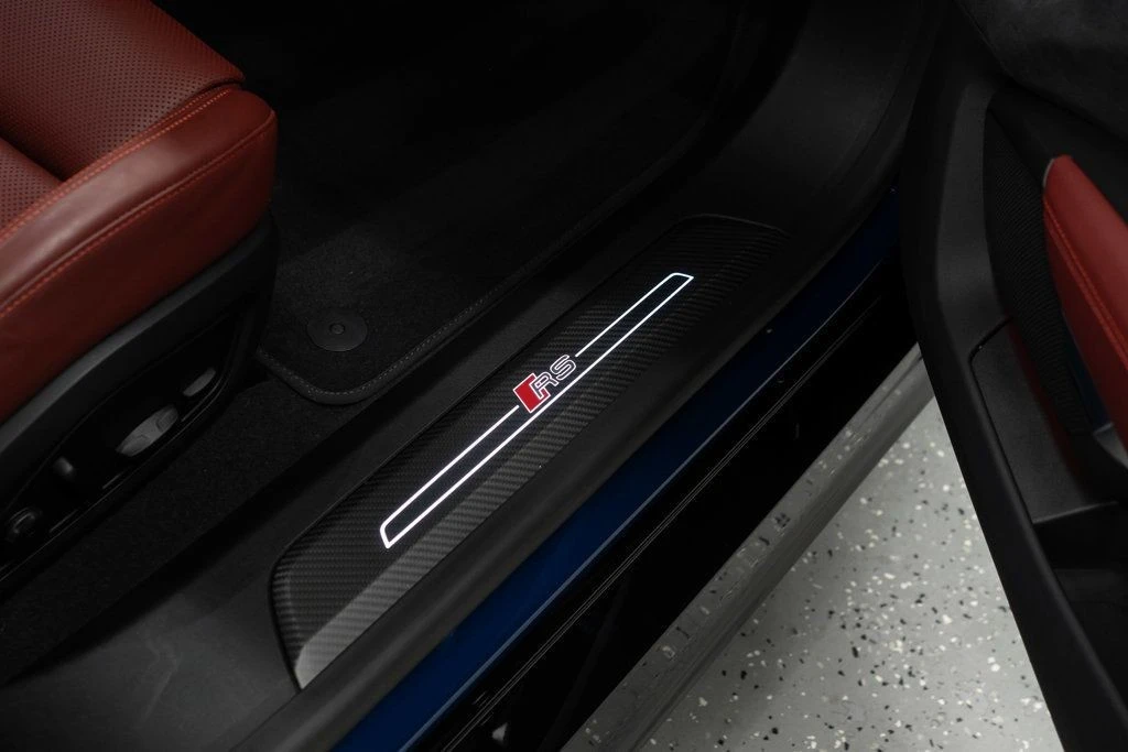 2023 Audi e-tron GT - Image 12 of 12