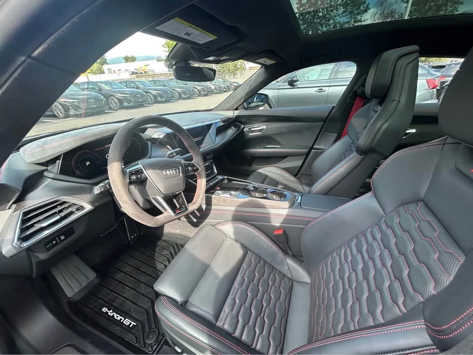 2023 Audi RS e-tron GT - Image 7 of 10