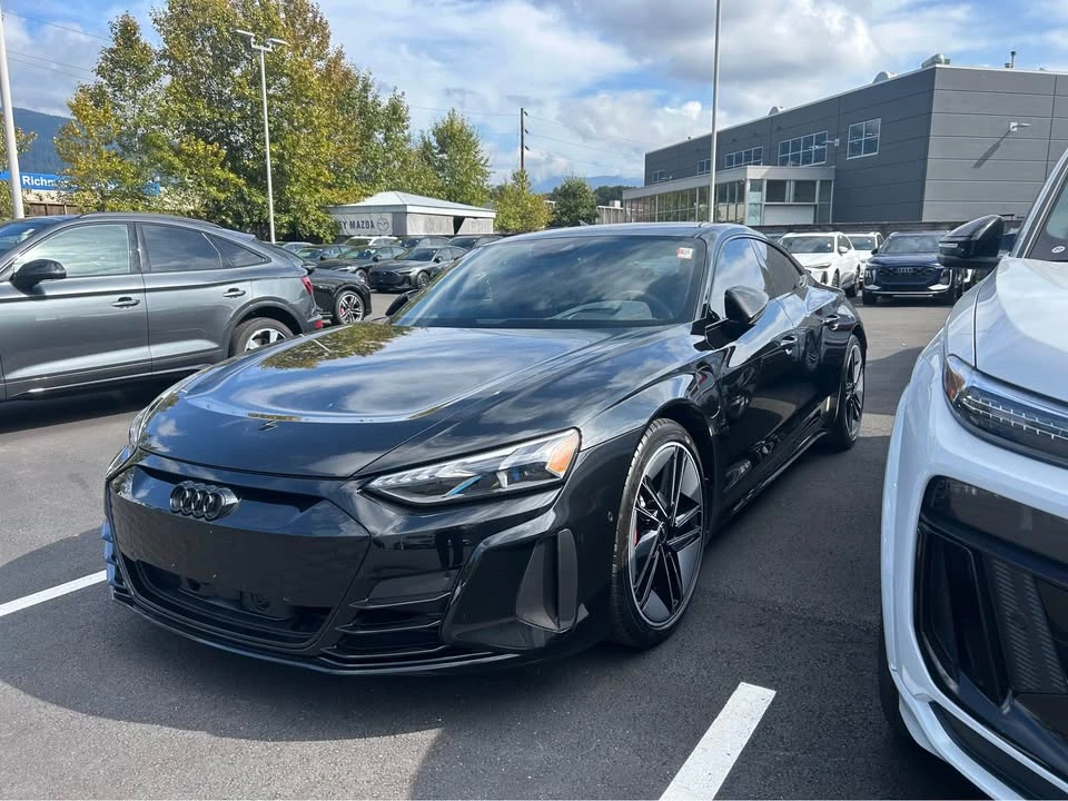 2023 Audi RS e-tron GT - Image 2 of 10