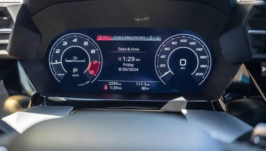 2023 Audi 8Y A3 - Image 4 of 31