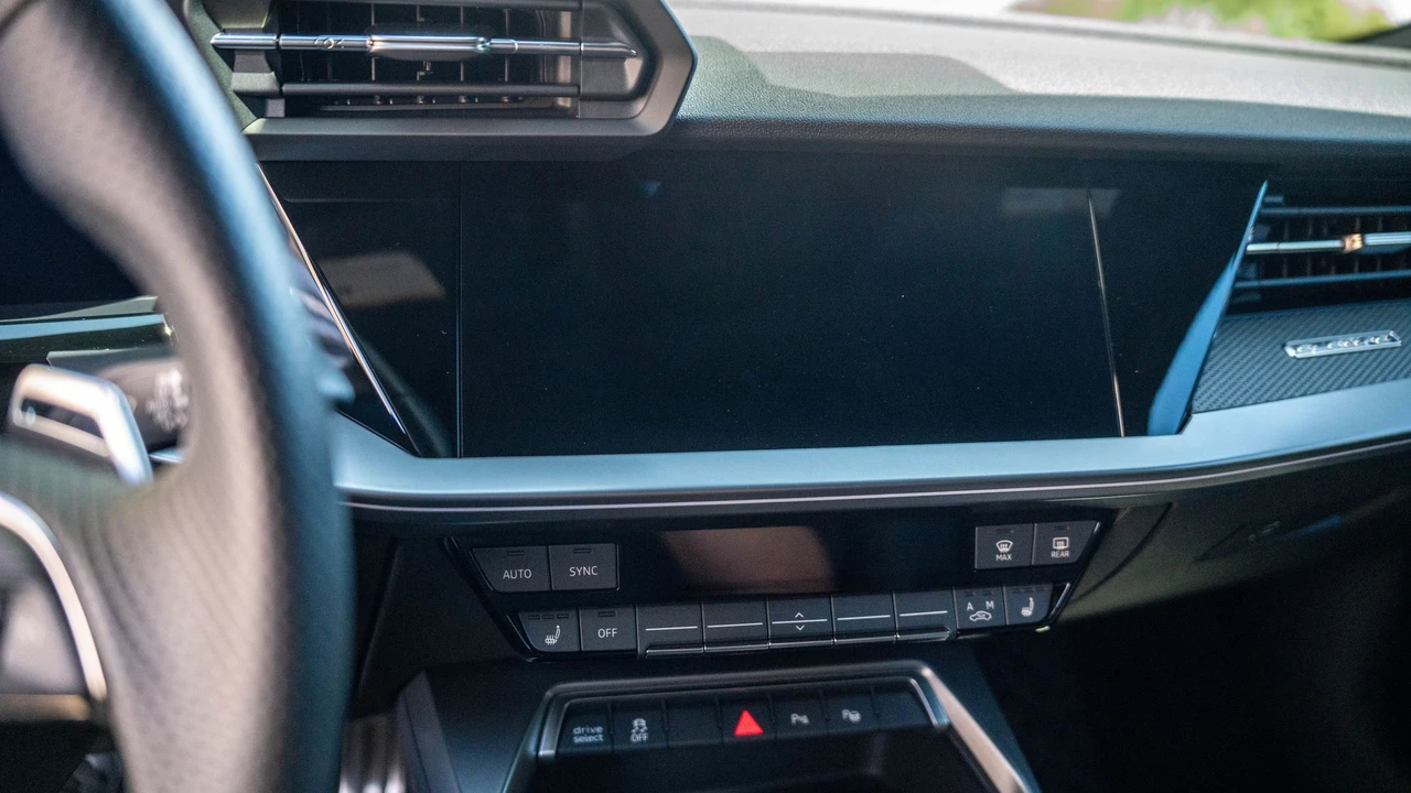 2023 Audi 8Y A3 - Image 29 of 31