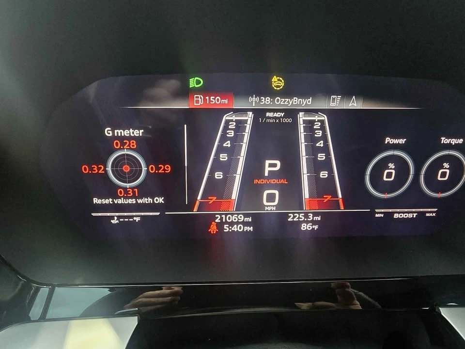 2023 Audi 8Y RS3 - Image 4 of 5