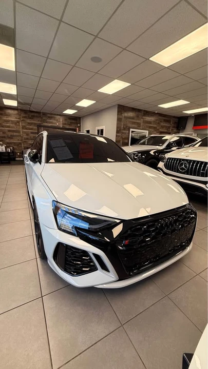 2023 Audi 8Y RS3 - Image 6 of 7