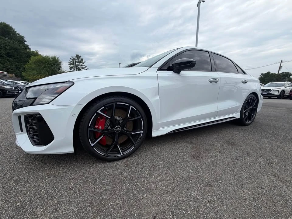 2023 Audi 8Y RS3 - Image 5 of 9