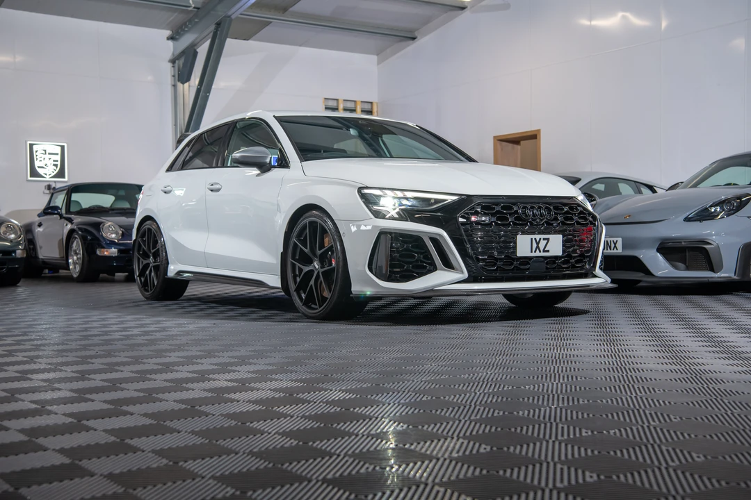 2023 Audi 8Y RS3 - Image 15 of 31