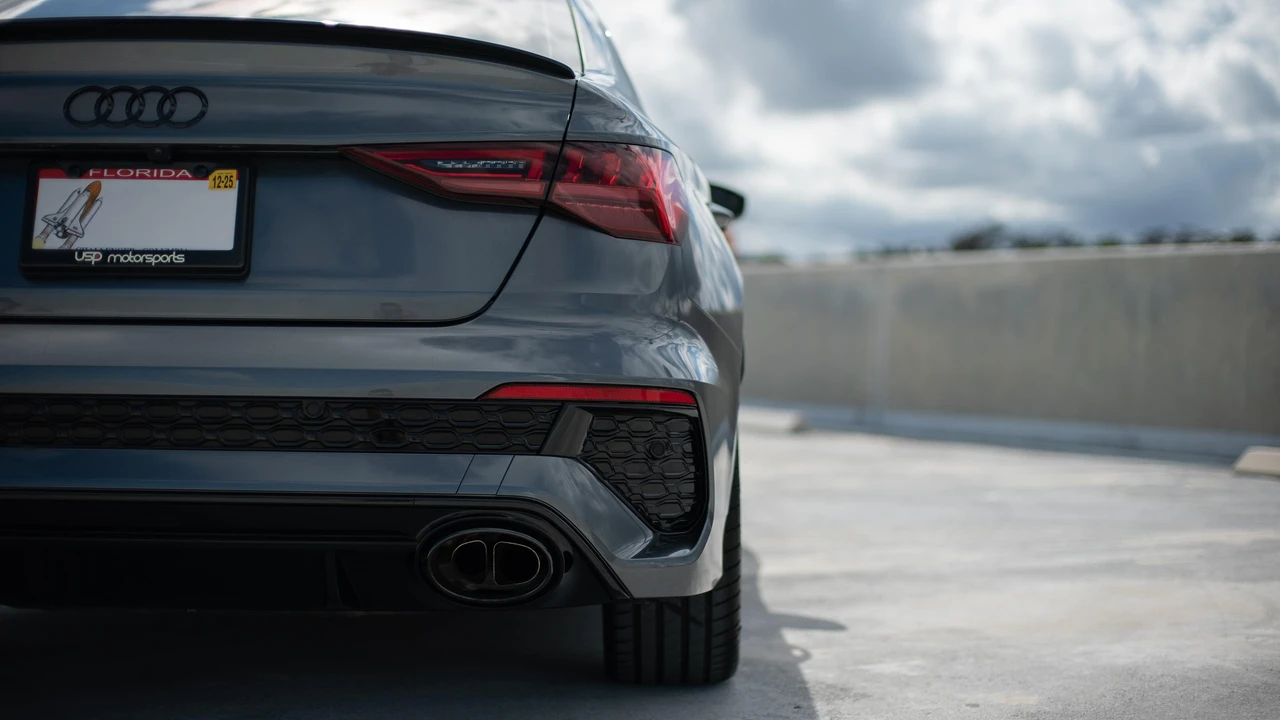 2023 Audi 8Y RS3 - Image 26 of 31