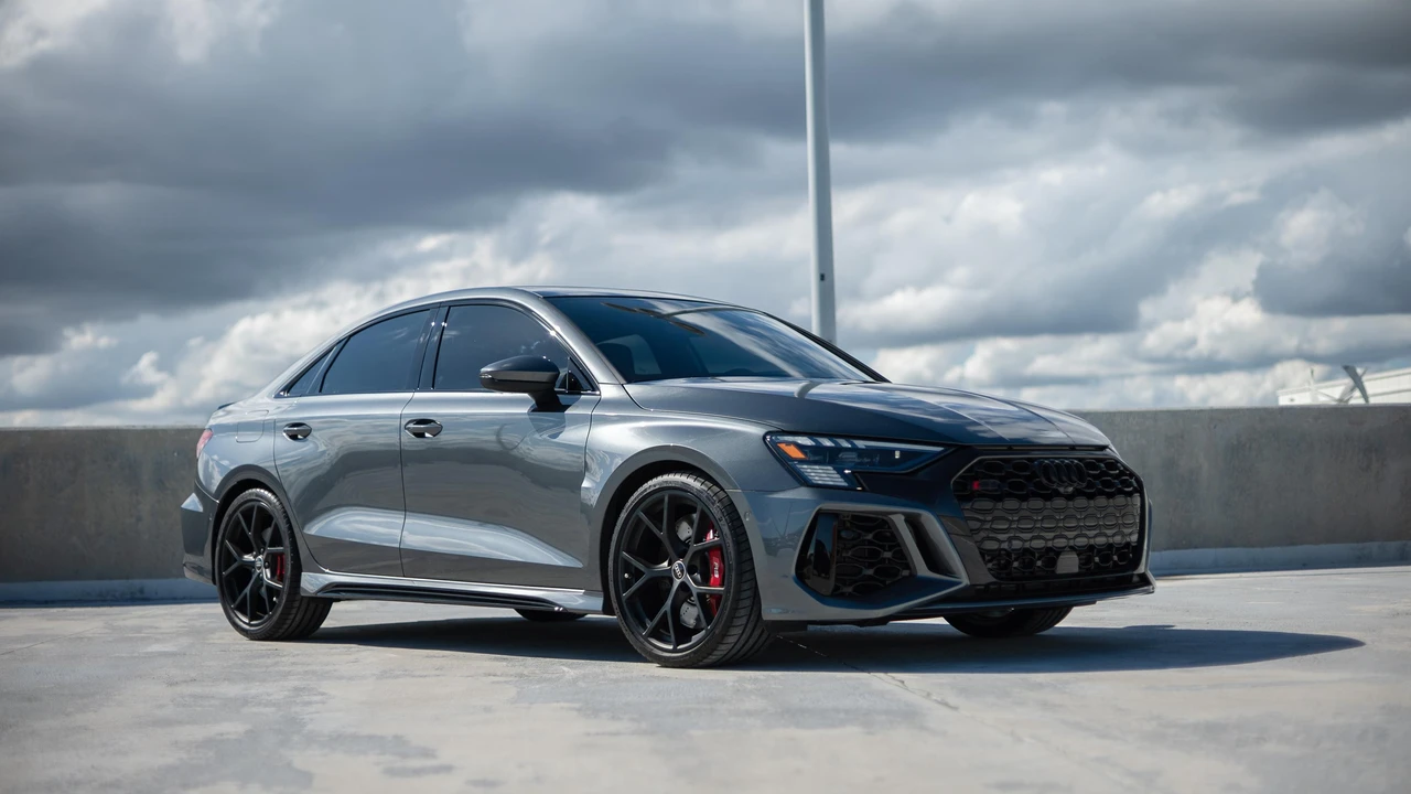 2023 Audi 8Y RS3 - Image 18 of 31