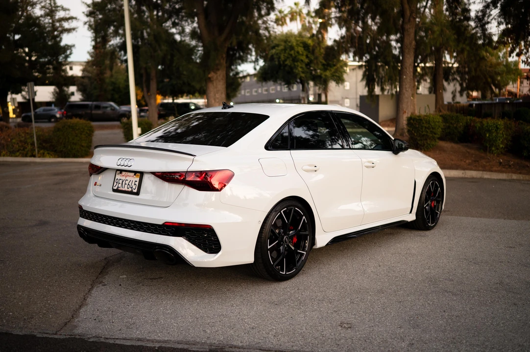2023 Audi 8Y RS3 - Image 7 of 31