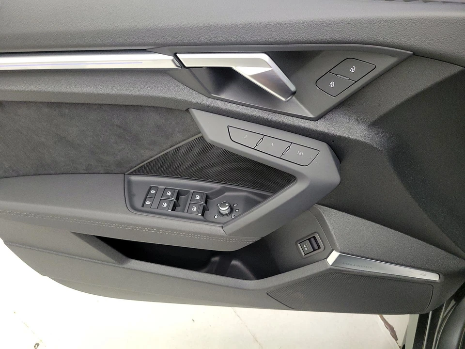 2023 Audi 8Y RS3 - Image 13 of 28