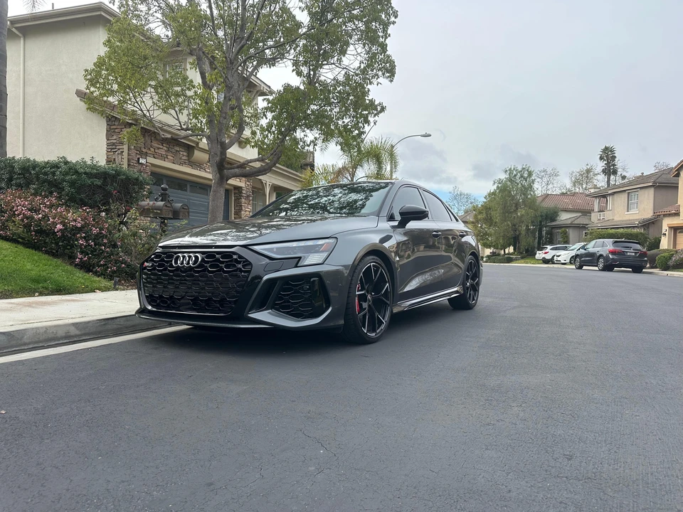 2023 Audi 8Y RS3 - Image 8 of 31