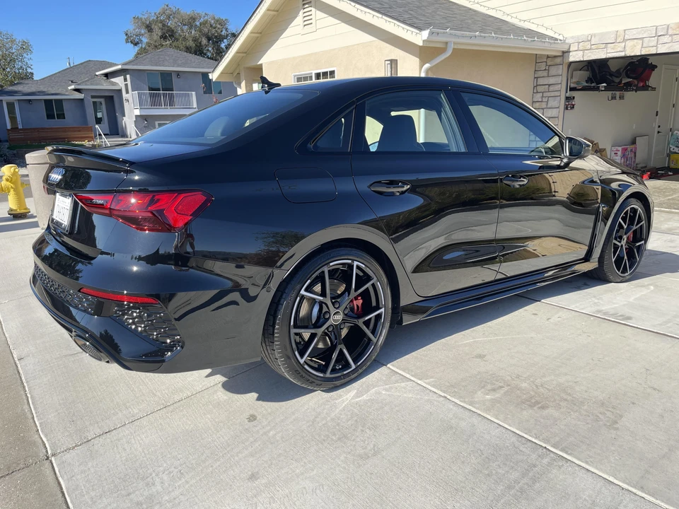 2023 Audi 8Y RS3 - Image 18 of 31