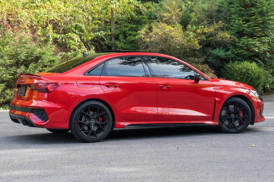 2023 Audi 8Y RS3 - Image 3 of 31