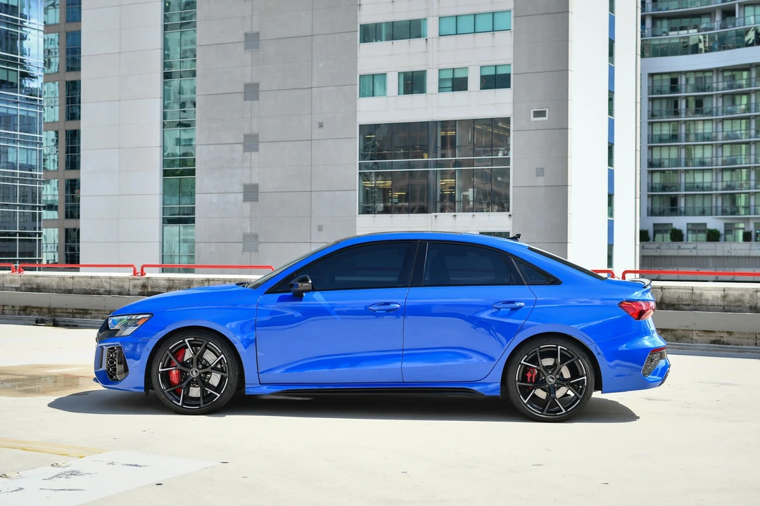 2023 Audi 8Y RS3 - Image 9 of 31