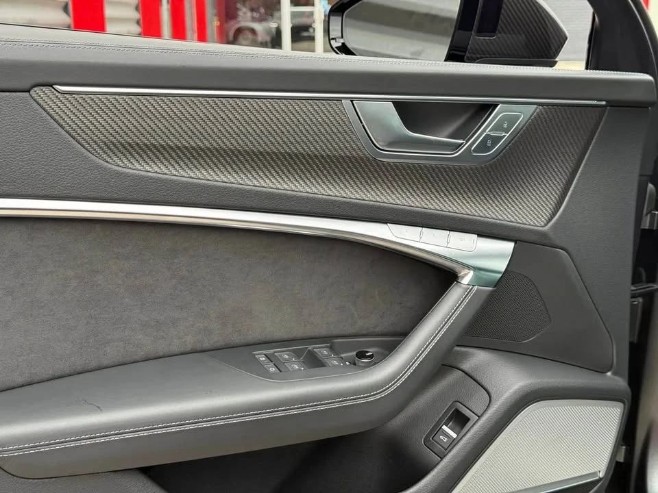2023 Audi C8 RS6 - Image 10 of 15