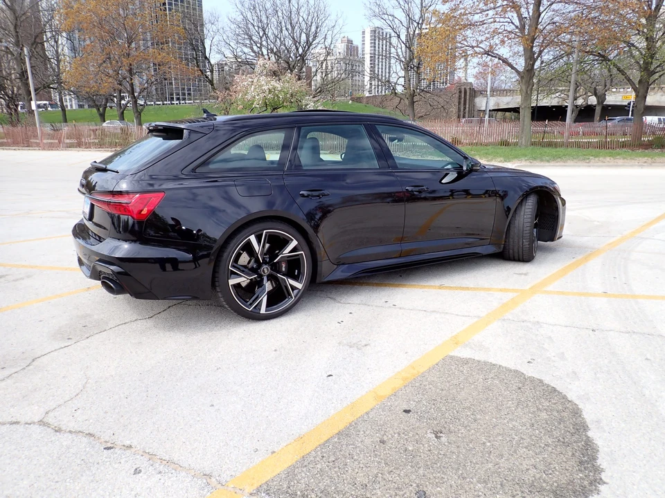 2023 Audi C8 RS6 - Image 16 of 31