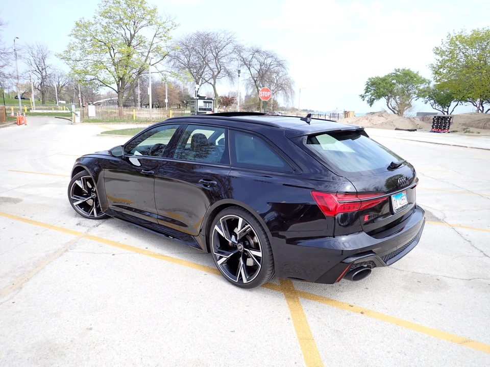 2023 Audi C8 RS6 - Image 9 of 31