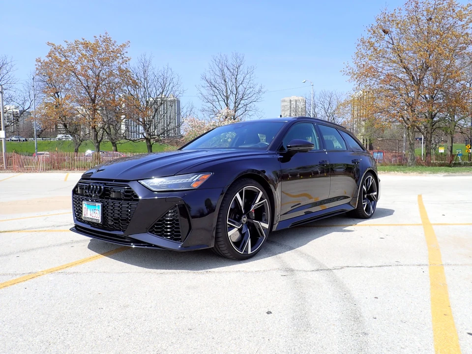 2023 Audi C8 RS6 - Image 2 of 31