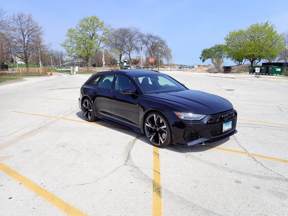 2023 Audi C8 RS6 - Image 26 of 31