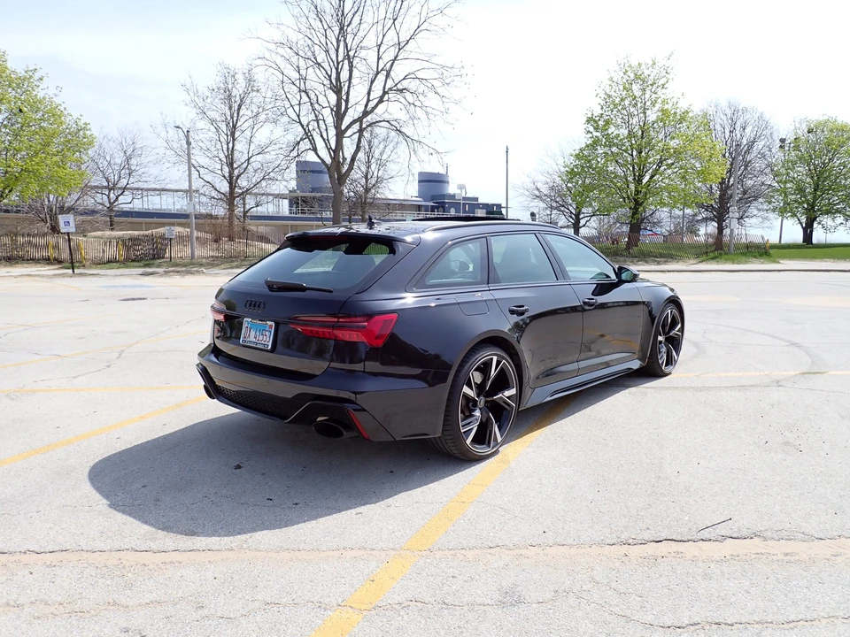 2023 Audi C8 RS6 - Image 14 of 31