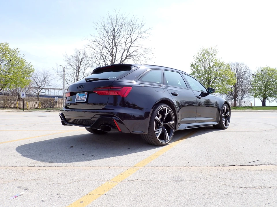 2023 Audi C8 RS6 - Image 15 of 31