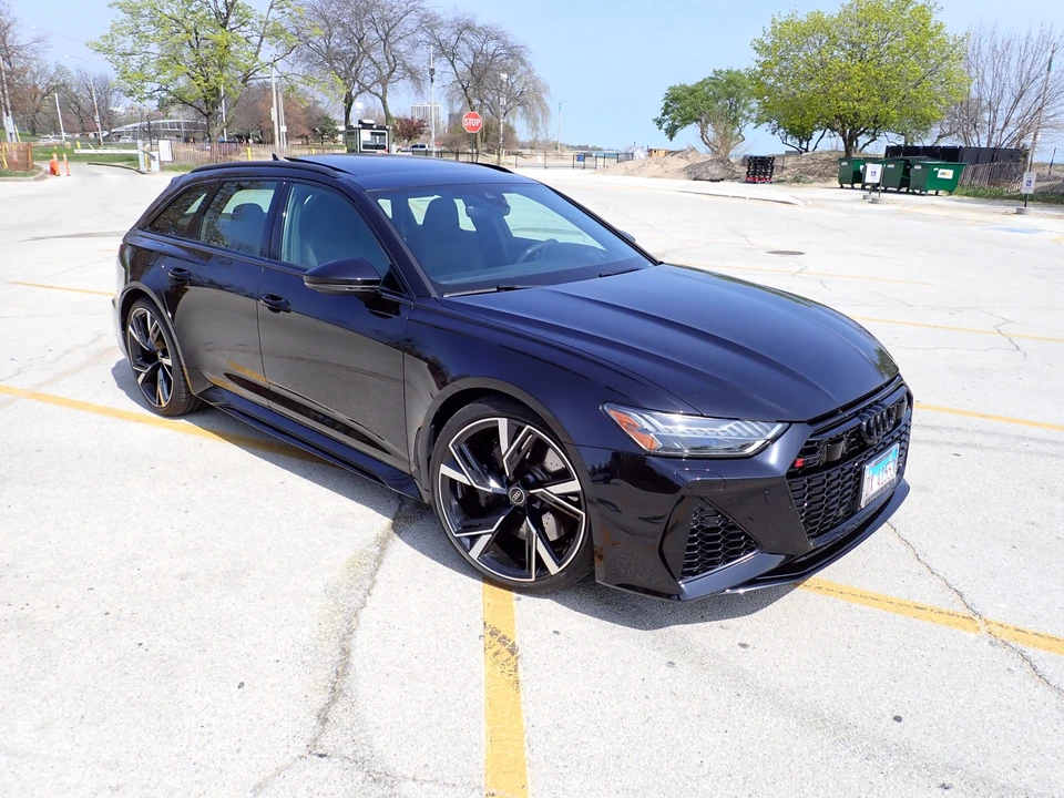 2023 Audi C8 RS6 - Image 28 of 31