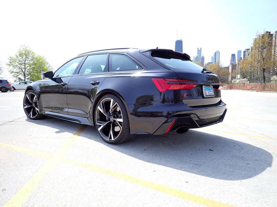 2023 Audi C8 RS6 - Image 8 of 31