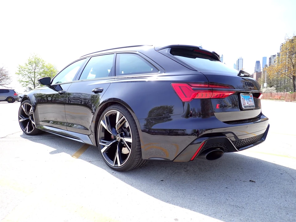 2023 Audi C8 RS6 - Image 10 of 31
