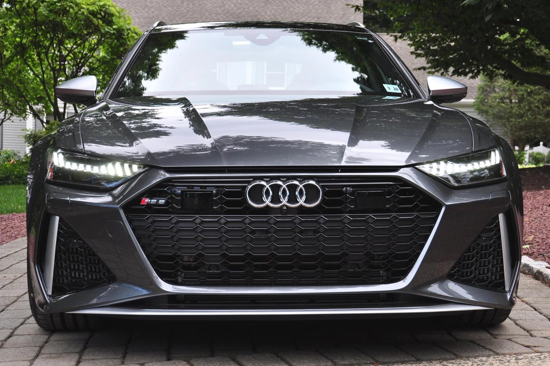 2023 Audi C8 RS6 - Image 2 of 5