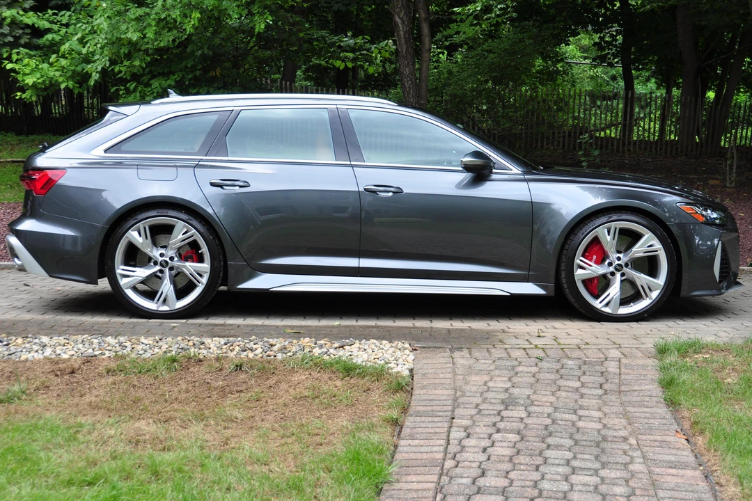 2023 Audi C8 RS6 - Image 3 of 5
