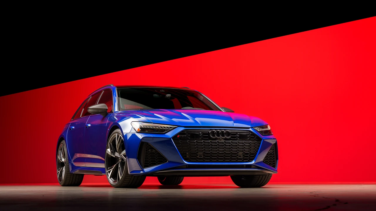 2023 Audi C8 RS6 - Image 2 of 31