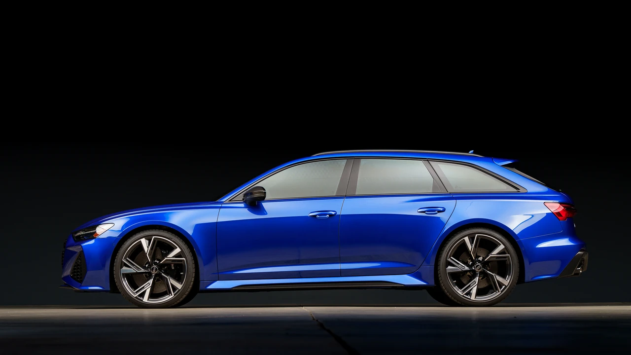 2023 Audi C8 RS6 - Image 16 of 31
