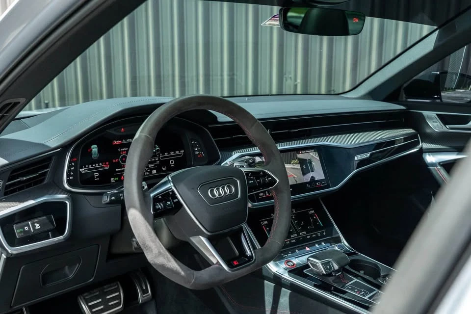 2023 Audi C8 RS6 - Image 11 of 16