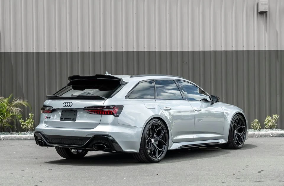 2023 Audi C8 RS6 - Image 9 of 16