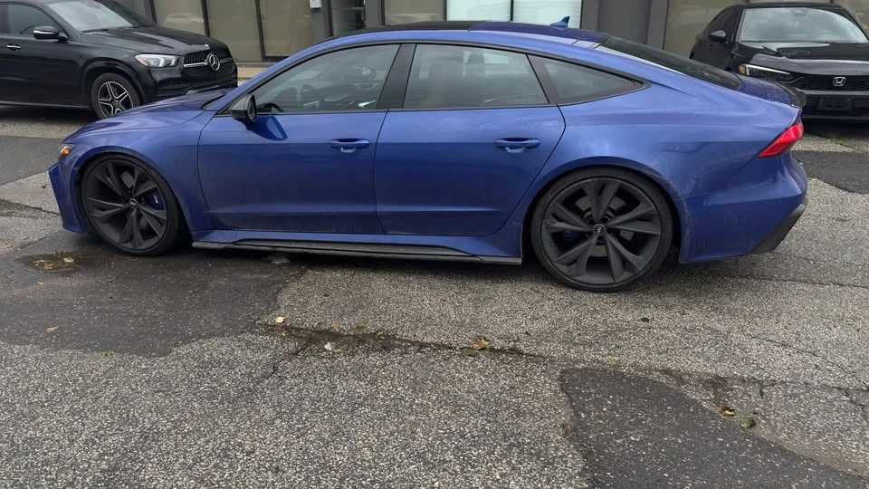 2023 Audi C8 RS7 - Image 2 of 3
