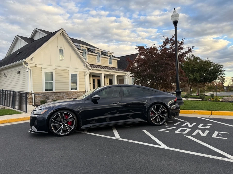 2023 Audi C8 RS7 - Image 2 of 21