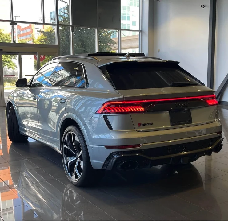 2023 Audi RS Q8 - Image 5 of 15
