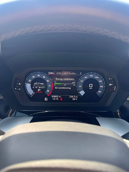 2023 Audi 8Y S3 - Image 5 of 5