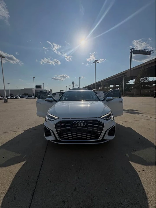 2023 Audi 8Y S3 - Image 3 of 8