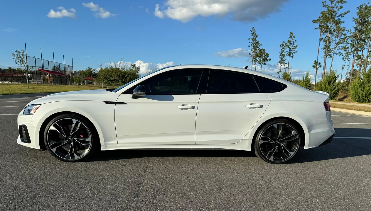 2023 Audi B9 S5 - Image 10 of 31