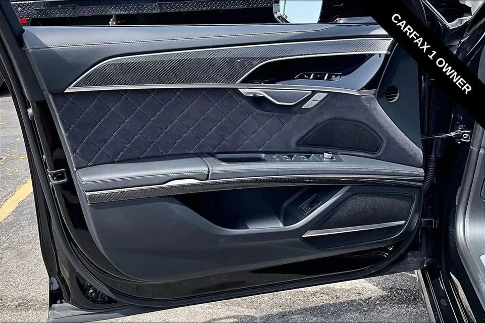 2023 Audi D5 S8 - Image 17 of 20