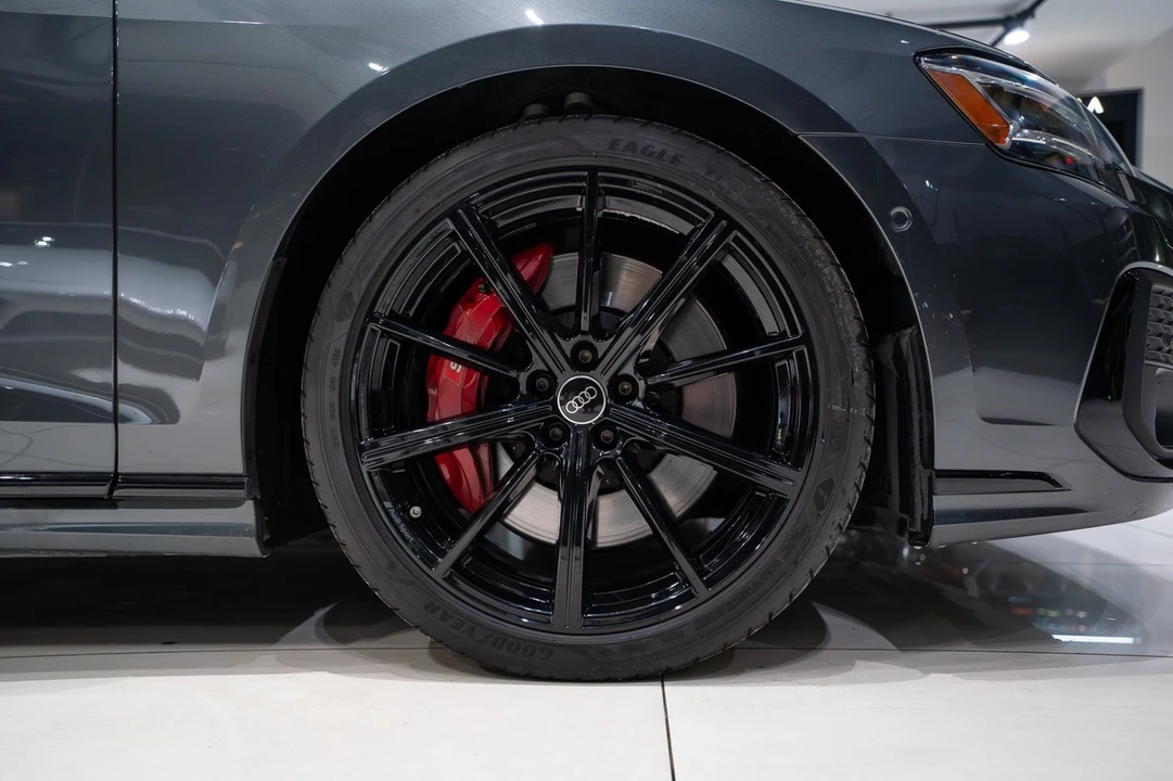 2023 Audi D5 S8 - Image 12 of 21