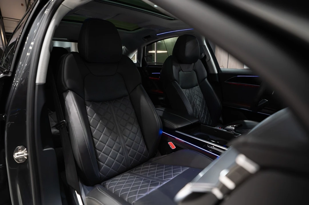 2023 Audi D5 S8 - Image 17 of 21