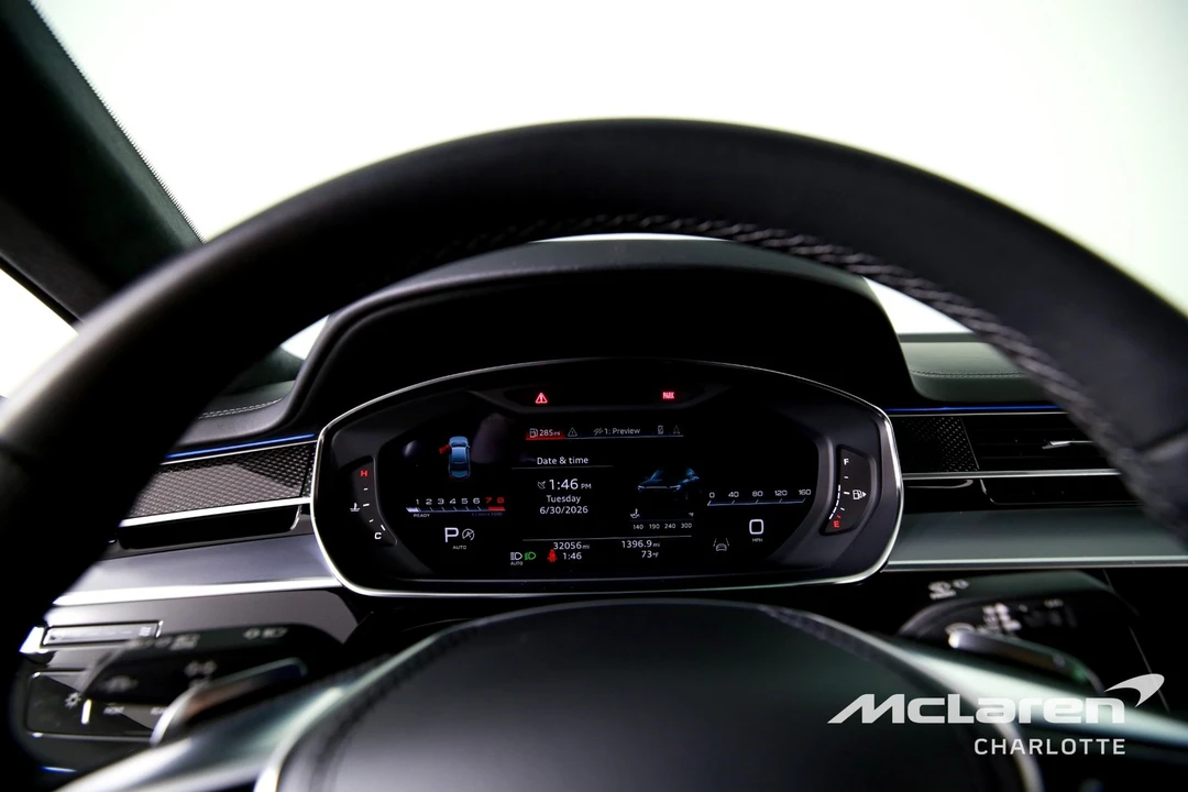 2023 Audi D5 S8 - Image 13 of 31