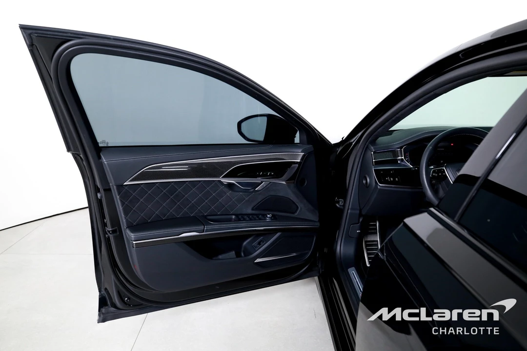 2023 Audi D5 S8 - Image 10 of 31