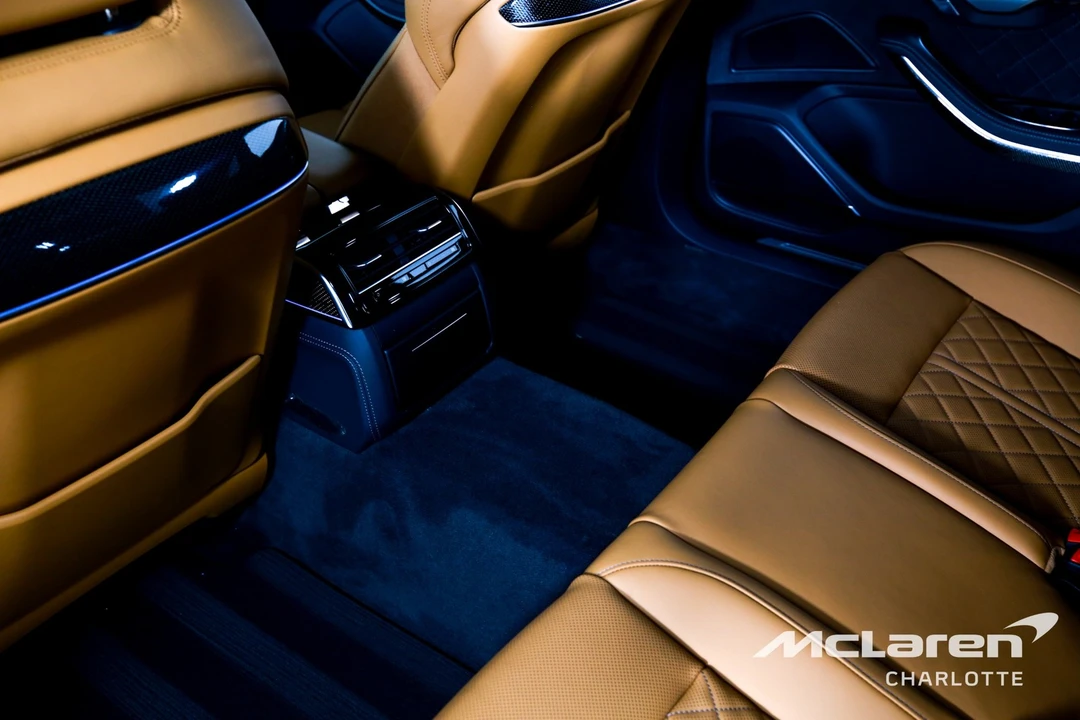 2023 Audi D5 S8 - Image 19 of 31