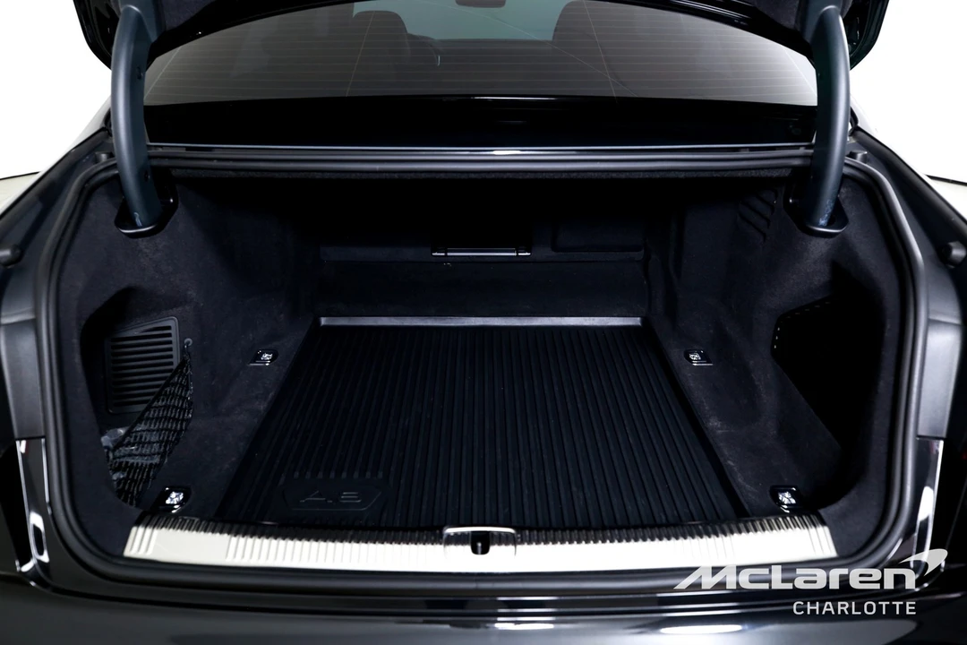 2023 Audi D5 S8 - Image 21 of 31